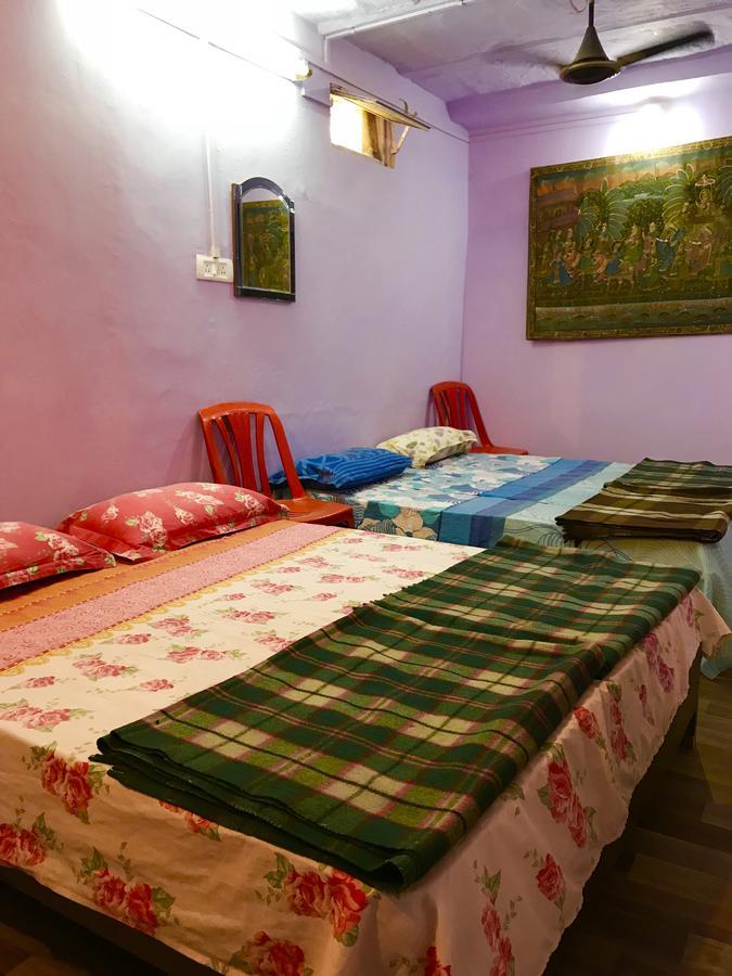 Golden Lodge Varanasi Esterno foto