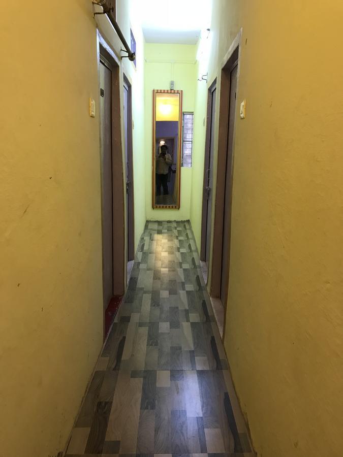 Golden Lodge Varanasi Esterno foto
