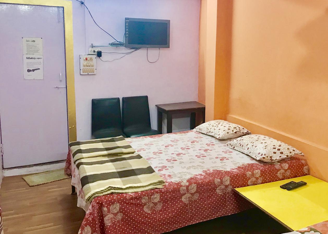 Golden Lodge Varanasi Esterno foto