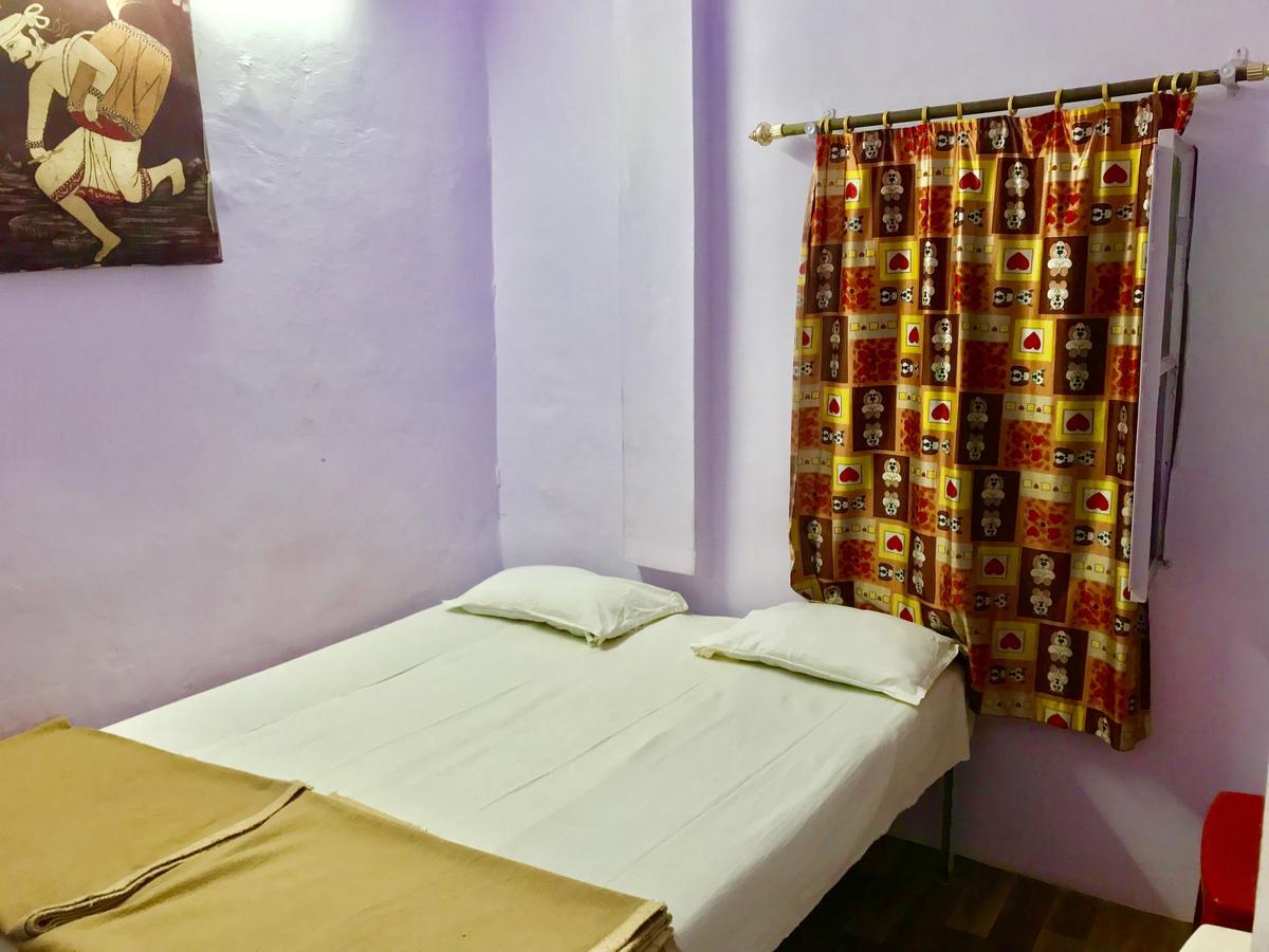 Golden Lodge Varanasi Esterno foto